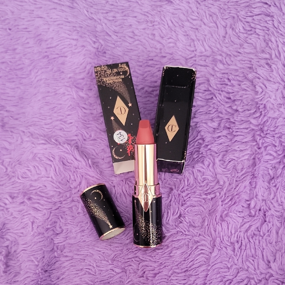 Charlotte Tilbury Matte Lipstick - Carina's Star